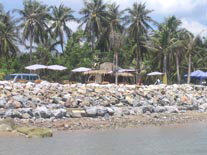 sing_beach_bar